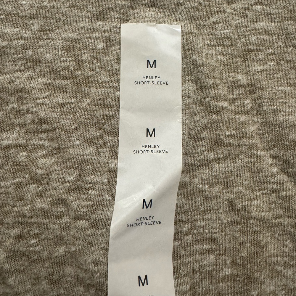 Banana Republic Men's Light Brown Henley Tee - NWT - Picture 3 of 5